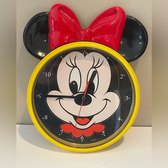 Vintage Minnie Mouse Time Works‎ Wall Clock 90s W/ Box Yellow Black Red Retro - Picture 1 of 8